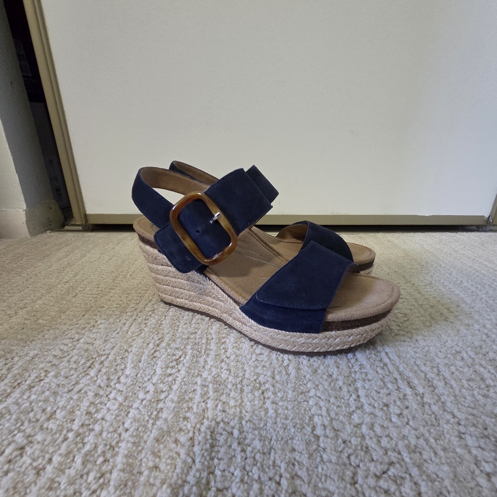 Aetrex Blue and Tan Wedge Shoes